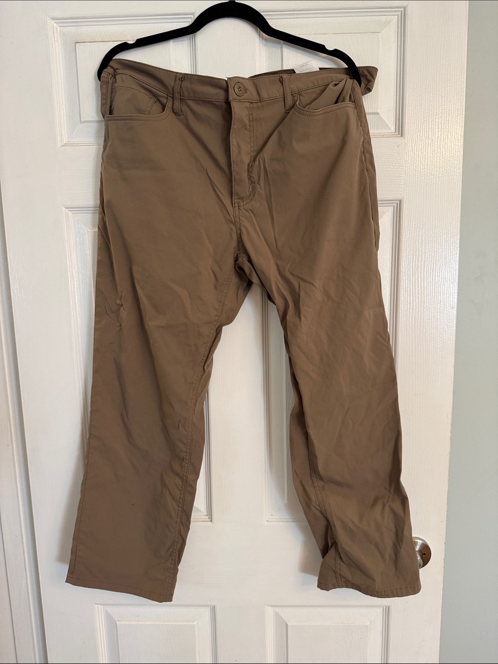 Men's Casual Chino Pants in Brown